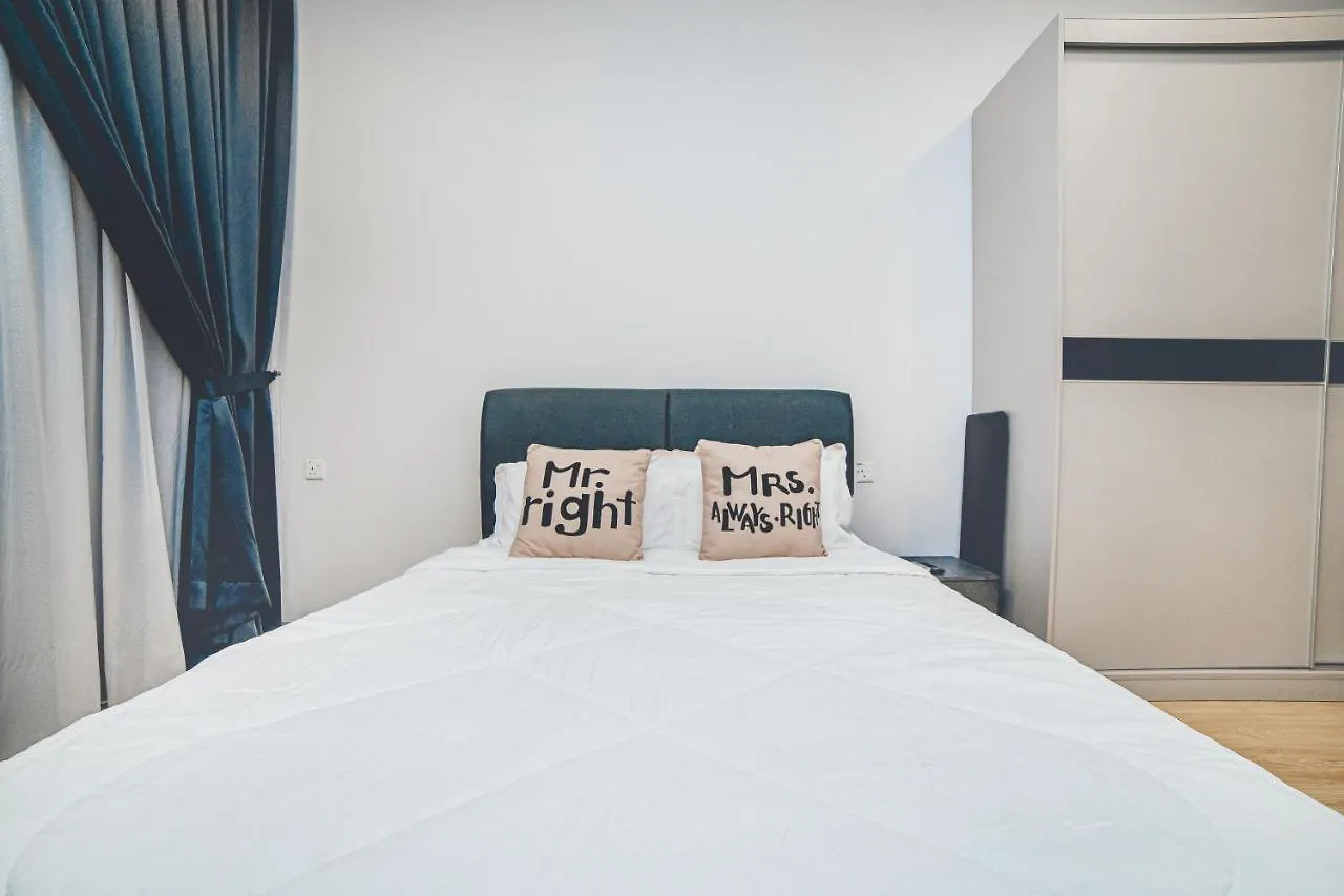 Amberside Comfy Stay 3Br In Danga Bay By Our Stay Johor Bahru Apartment