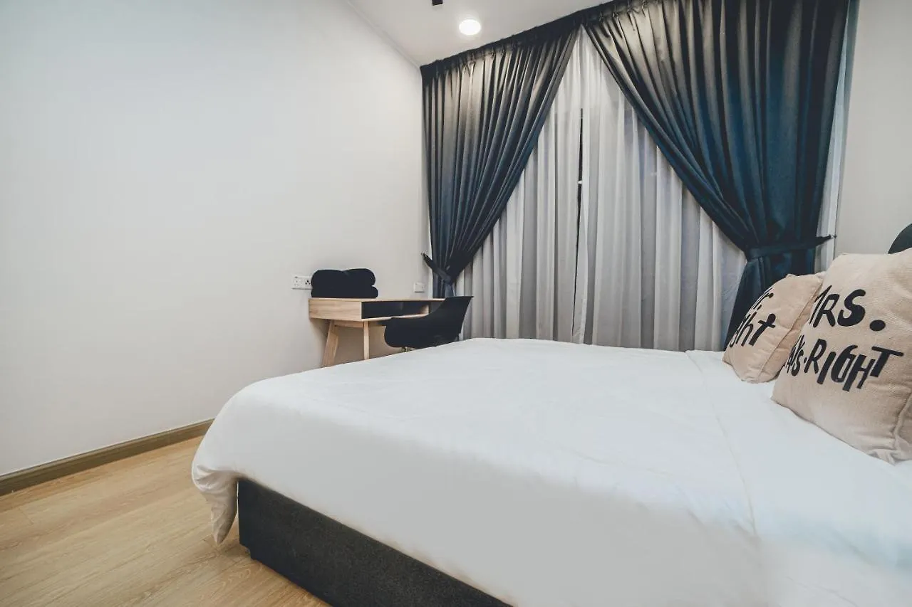 Amberside Comfy Stay 3Br In Danga Bay By Our Stay Johor Bahru 0*,