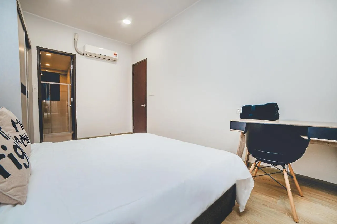 Amberside Comfy Stay 3Br In Danga Bay By Our Stay Johor Bahru Apartment